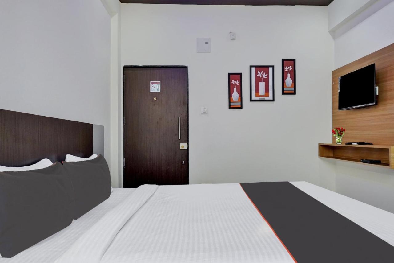 Super Collection O Eon Inn Near Pune Airport Kharadi Εξωτερικό φωτογραφία