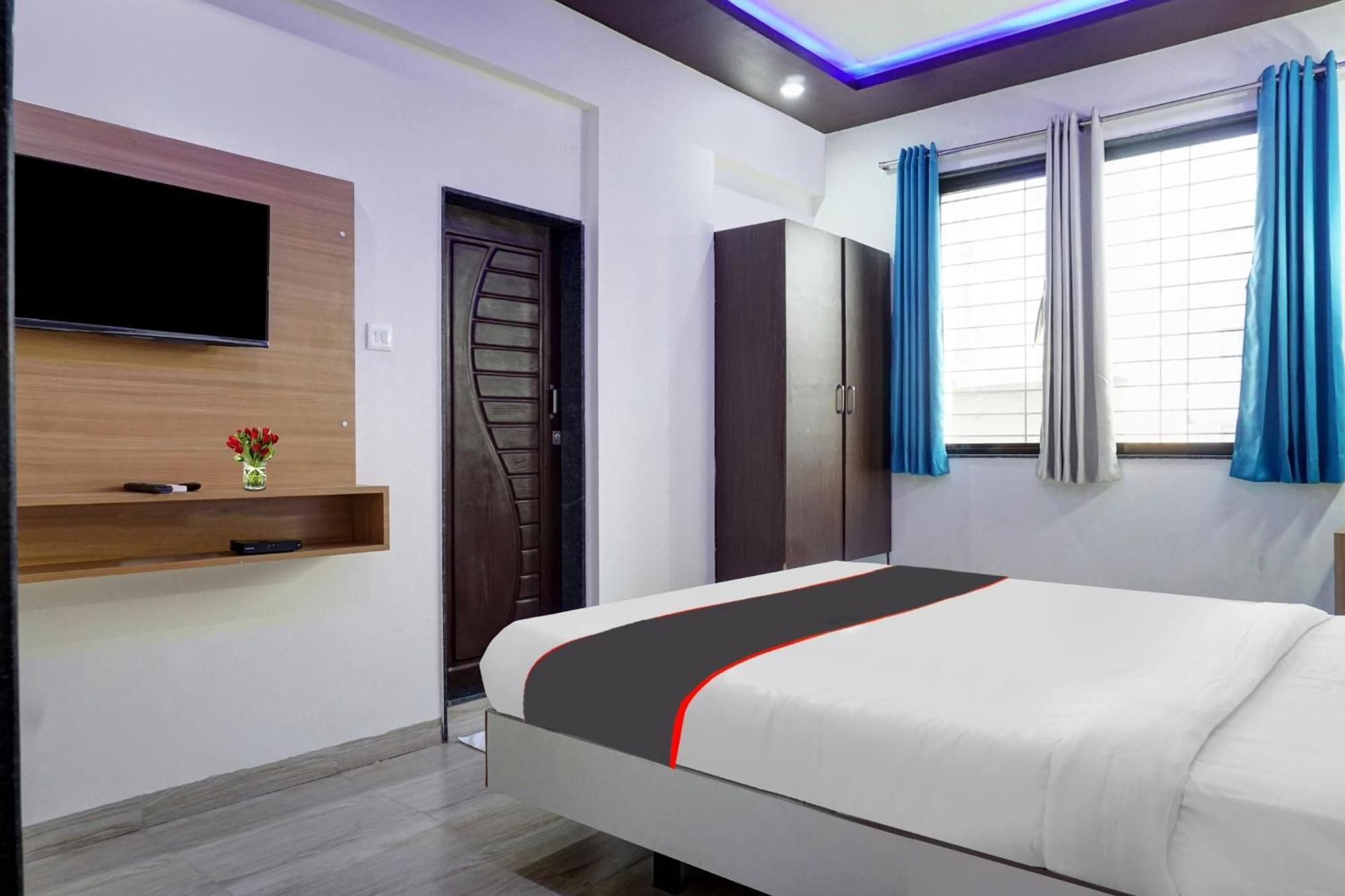 Super Collection O Eon Inn Near Pune Airport Kharadi Εξωτερικό φωτογραφία