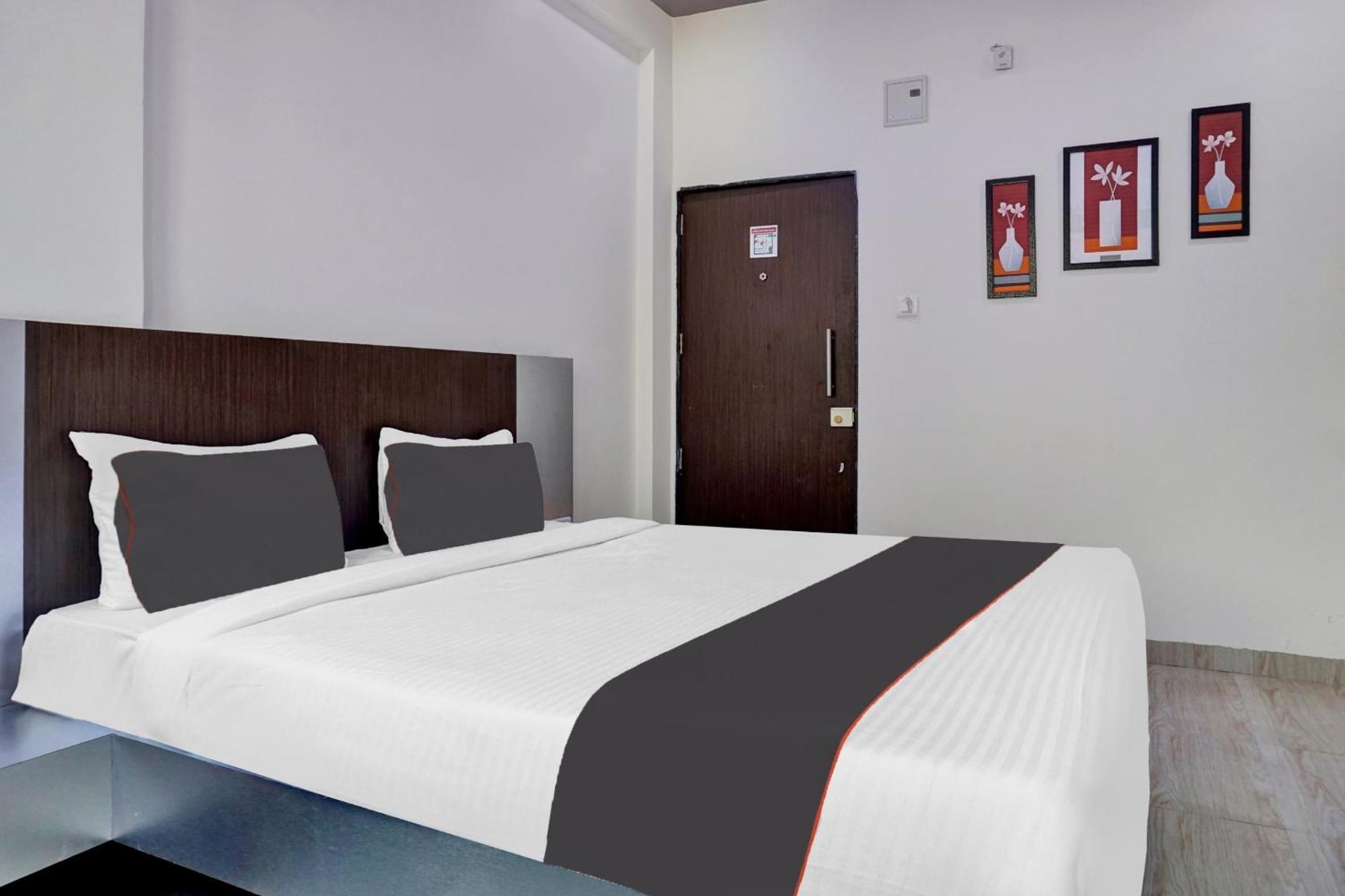 Super Collection O Eon Inn Near Pune Airport Kharadi Εξωτερικό φωτογραφία