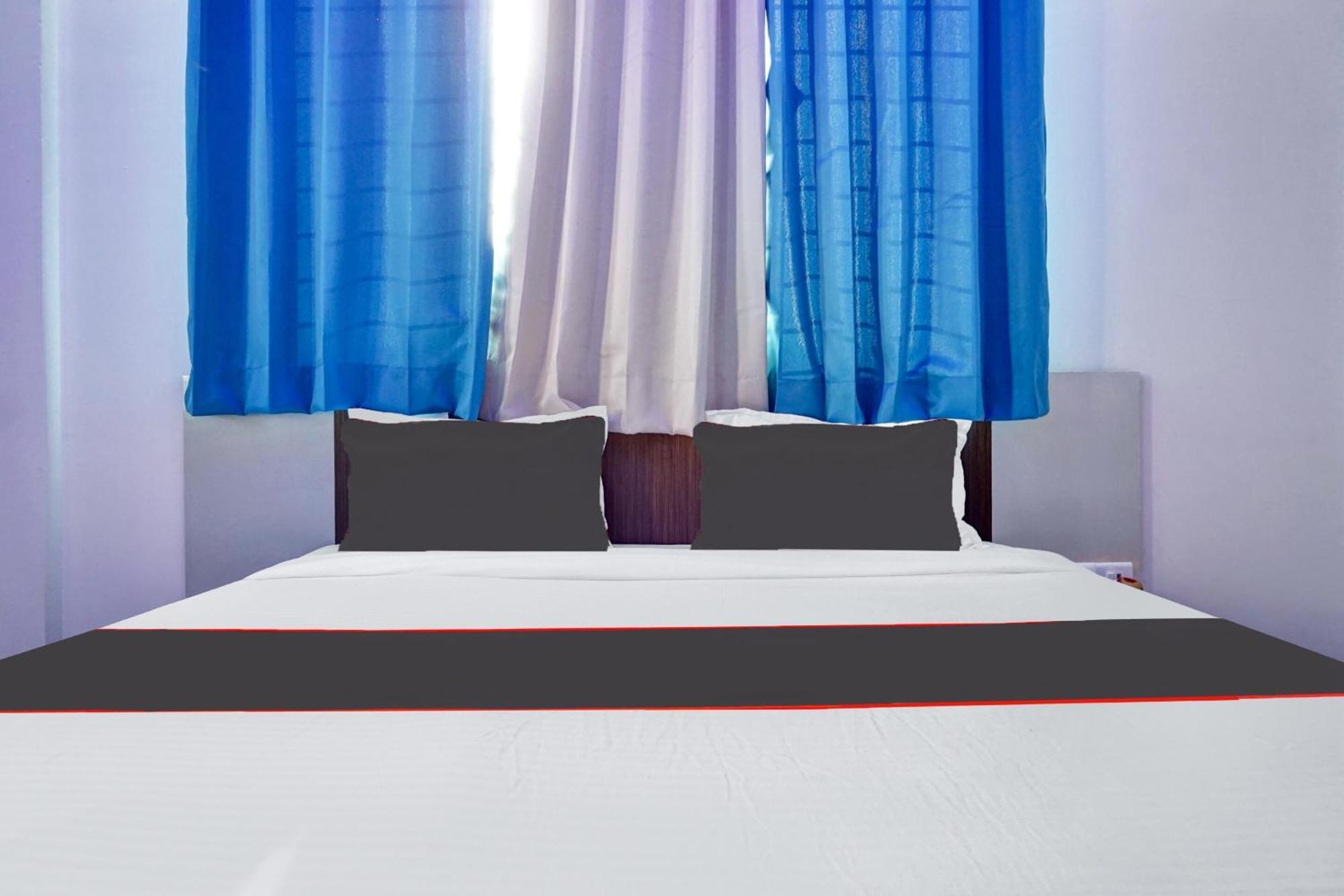 Super Collection O Eon Inn Near Pune Airport Kharadi Εξωτερικό φωτογραφία